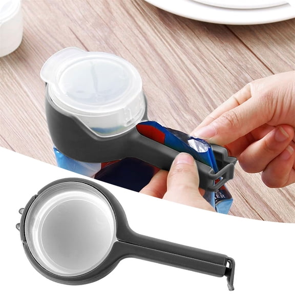 Reusable Bag Clip with Pour Spout for Food Storage, Compact Sealing Clip for Freshness Preservation, Easy Pour Organizer Clip, Lightweight Kitchen Accessory, 1 Pack Black