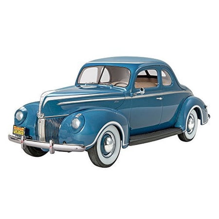 Revell/Monogram 40 Ford Standard Coupe Model Kit