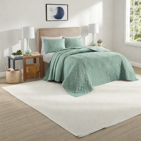 Reversible Bedding Sets Seafoam Microfiber King/Cal King Modern Quilted Design