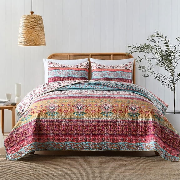 Reversible Boho Style Twin Quilt Bedspread with Matching Pillow Sham Set