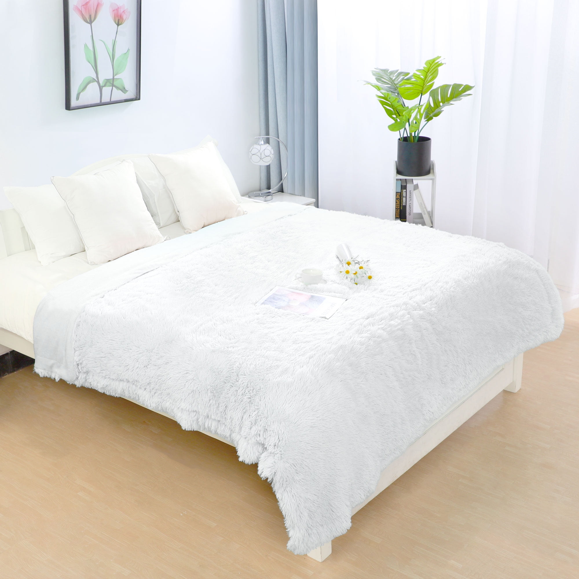 PiccoCasa Soft Long Shaggy Faux Fur Blanket Reversible Lightweight