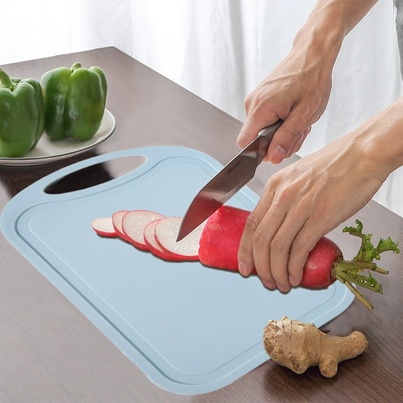 Reversible Plastic Cutting Board Large with Juice Grooves Non-Slip Feet Dishwasher Safe for Meat Vegetables 32x21cm