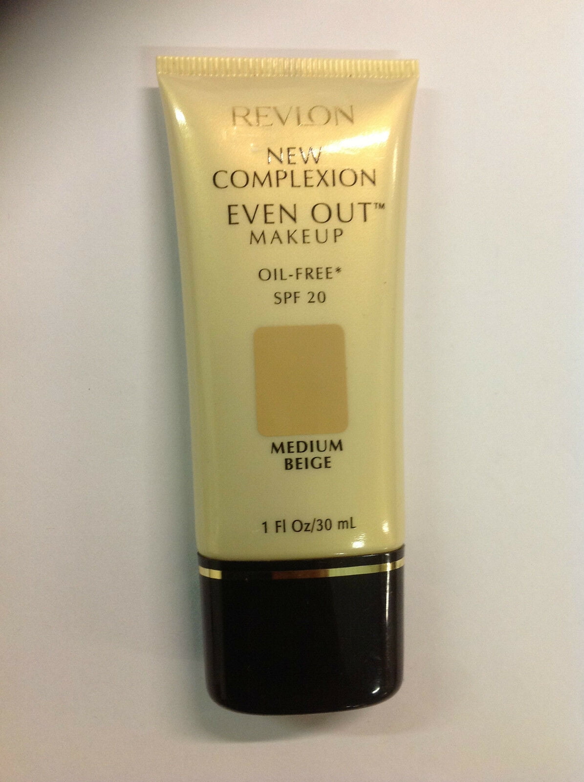 Revlon New Complexion Even Out Liquid Makeup Foundation ( MEDIUM BEIGE ) New