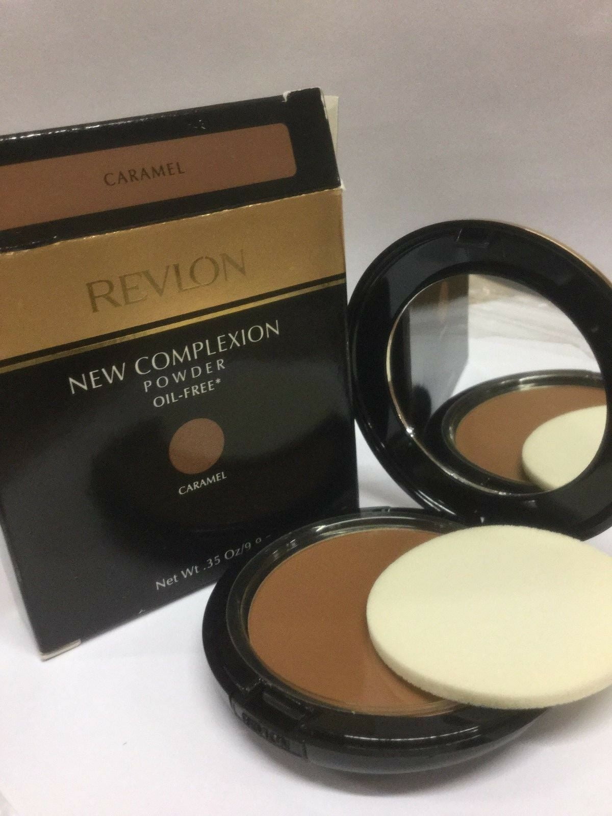 Revlon New Complexion Powder, CARAMEL , 0.35 Ounce OIL -FREE NEW.