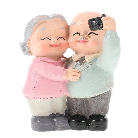 Rhewides Elderly Couple Figurine Cake Topper Loving Elderly Couple Resin Statue 50th Wedding Anniversary Sculpture Desktop Home Decor for Golden Wedding Cake Decoration