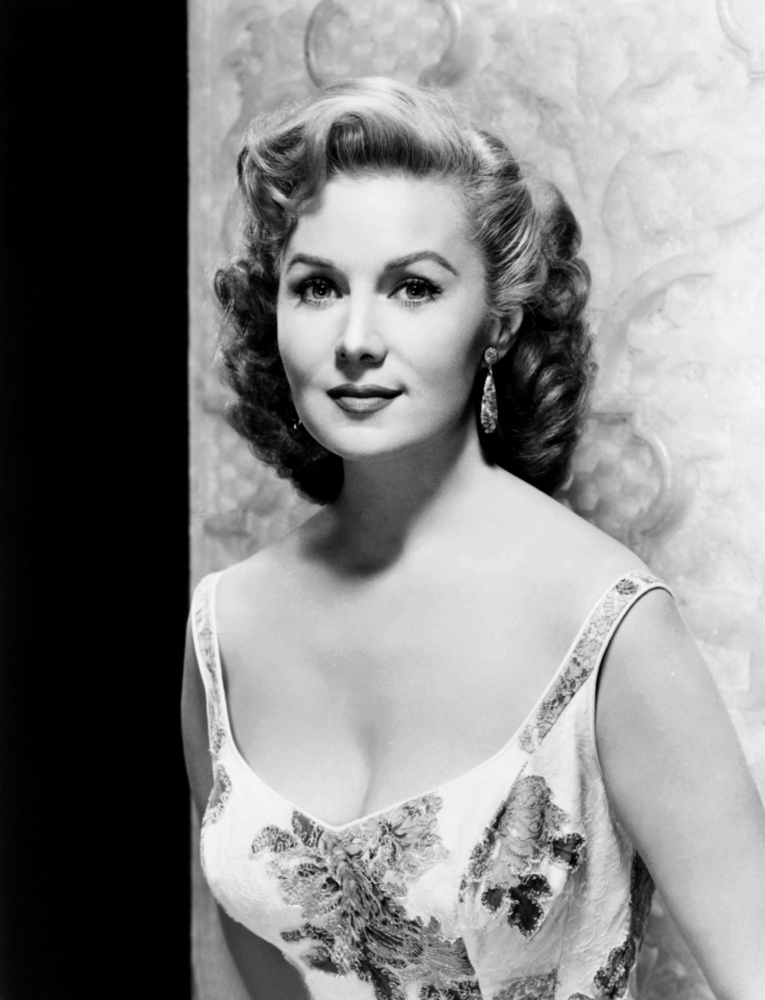 Rhonda Fleming Canvas Art - (16 x 20)