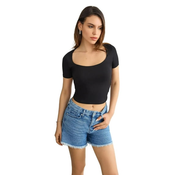 Ribbed Cropped Blouse with Scoop Neck