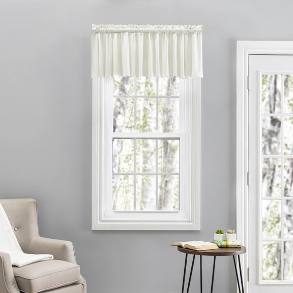 Ricardo Glasgow Valance