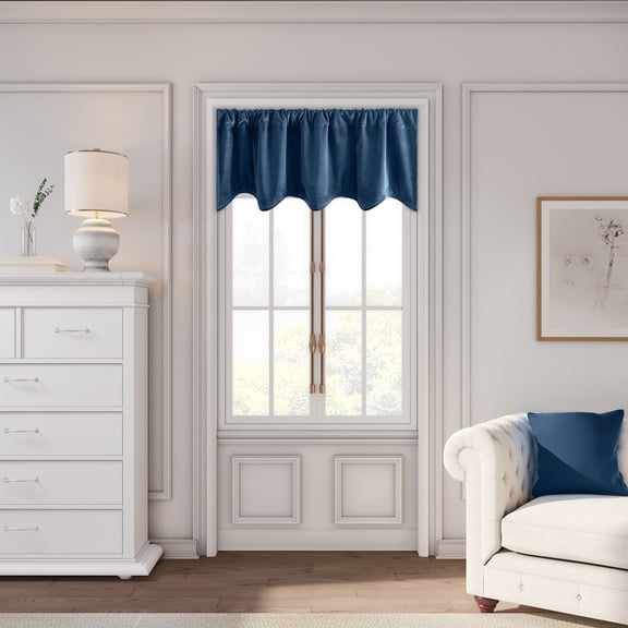 Ricardo Premium Velvet Scalloped Valance