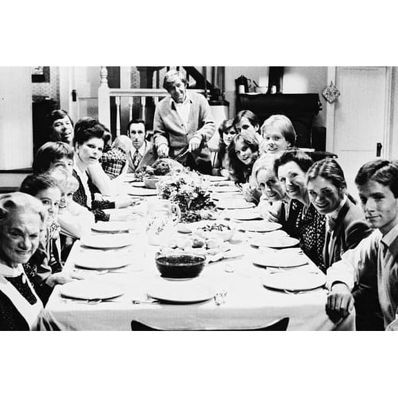 Richard Thomas, Ralph Waite, Michael Learned and Judy Norton-Taylor in The Waltons 24x36 Poster cast at dinner table