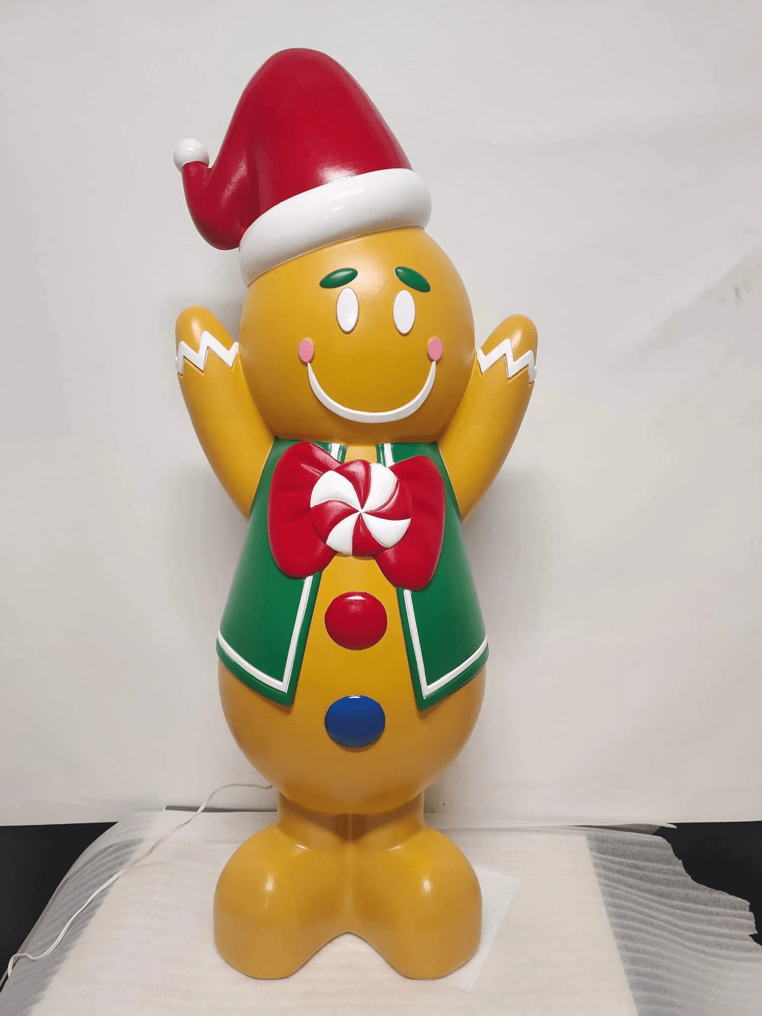 Gingerbread Blow Mold - c590p6e