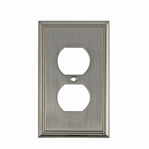 Richelieu Bp852 Single Contemporary Duplex Outlet Switch Plate From The Decora Collection