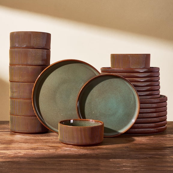 Richmount Star Plates and Bowls Set, Stoneware 24 Pieces Dinner Set for 8, Dinnerware Sets with Dinner Plates/Salad Plate/Cereal Bowls, Dishwasher & Microwave Safe, Moss & Cocoa