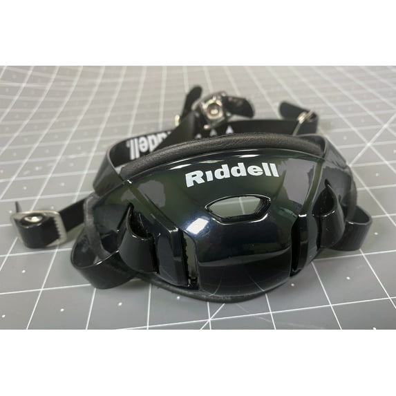 Riddell Hard Cup Chinstrap Buckles (Black, Medium)