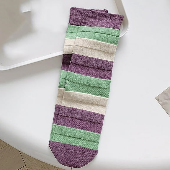 Riecok Christmas Socks for Women Thick Thermal Cushioned Crew Socks Mid Calf Stretched Comfortable Sport Socks for Everyday Wear