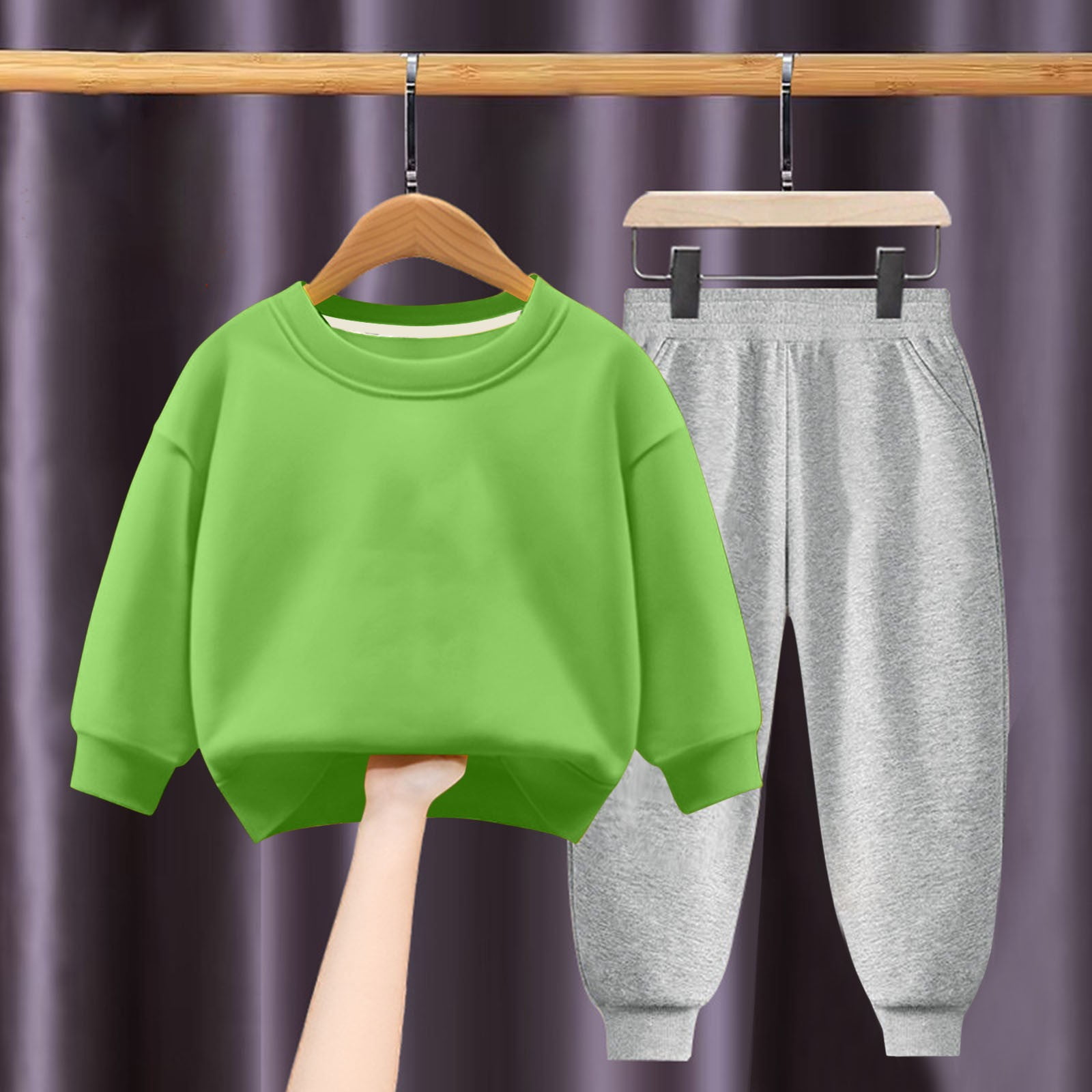 Riecok Toddler Baby Boy Girl Clothes Crewneck Long Sleeve Sweatshirt Tops and Jogger Pants Casual Fashion Solid Color 2PCS Fall Winter Outfits Set Green 4 Years
