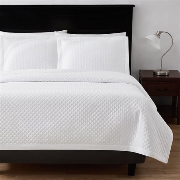 Rifz Quilted Diamond Coverlet / White / Full/Queen 2 PK