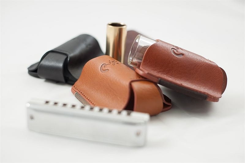 RightOn! Slide or Harmonica Holder Genuine Leather - Brown