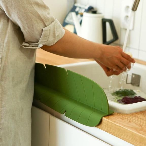 Riguas Sink Water Baffle Adorable Stain-resistant Food Grade Kitchen Anti-splash Dish Washing Board Household Supplies