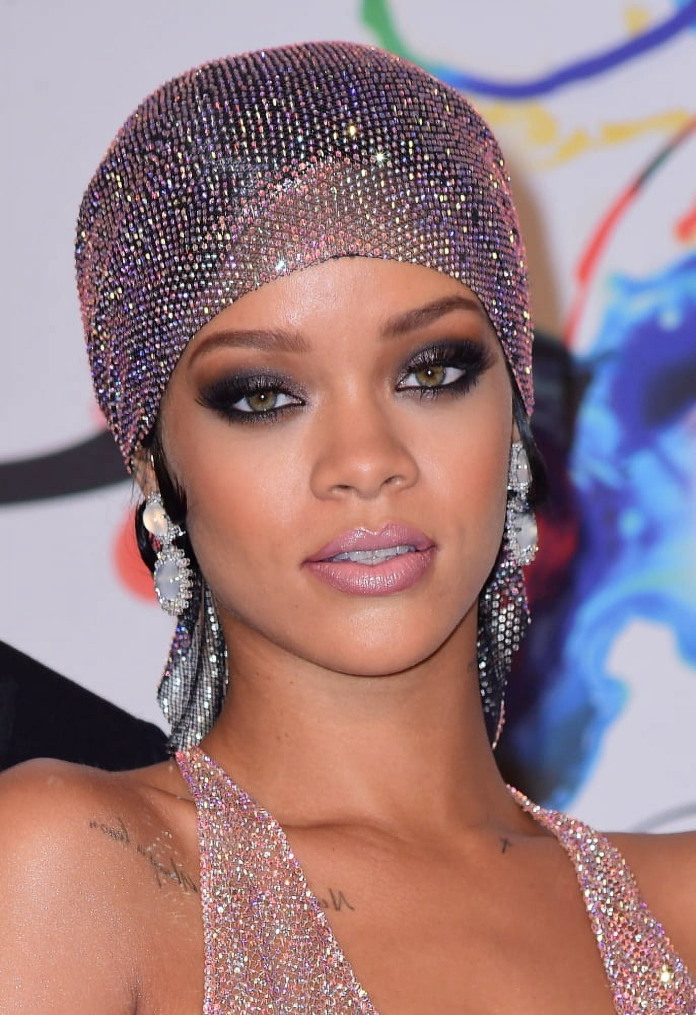 Rihanna At Arrivals For 2014 Cfda Fashion Awards Canvas Art -  (16 x 20)