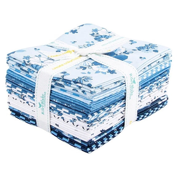 Riley Blake - Blue Blooms and Threads by Christopher Thompson Fat Quarter Bundle 16 pcs