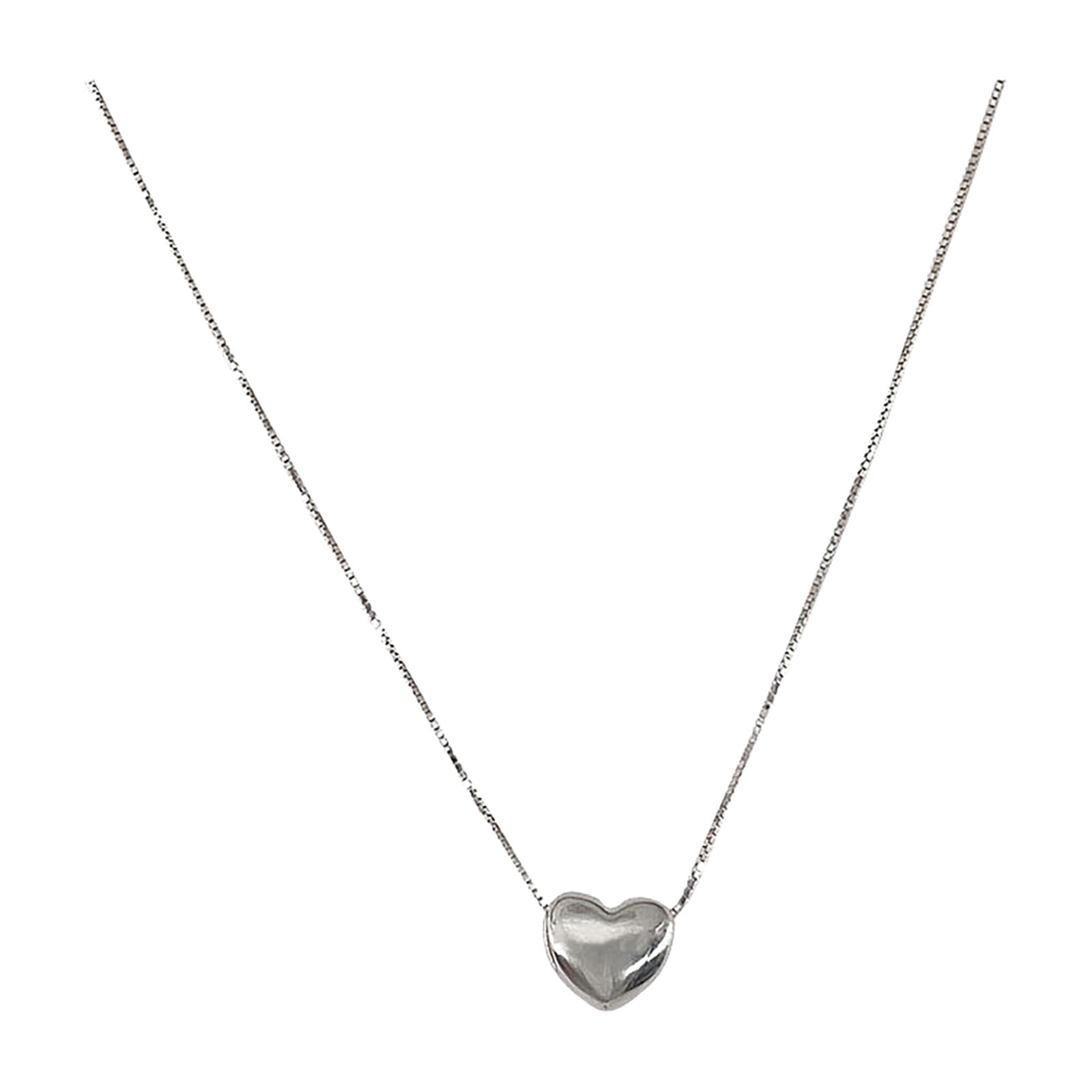 TseenYi Fashion Letter Necklace Simple Heart-Shaped Letter S Pendant Clavicle Chain Choker Jewelry For Women And Girls (Gold