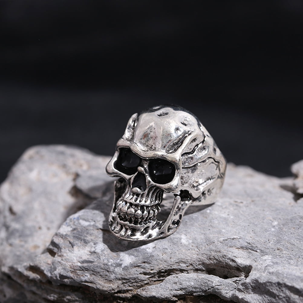 Carved skull ring best sale