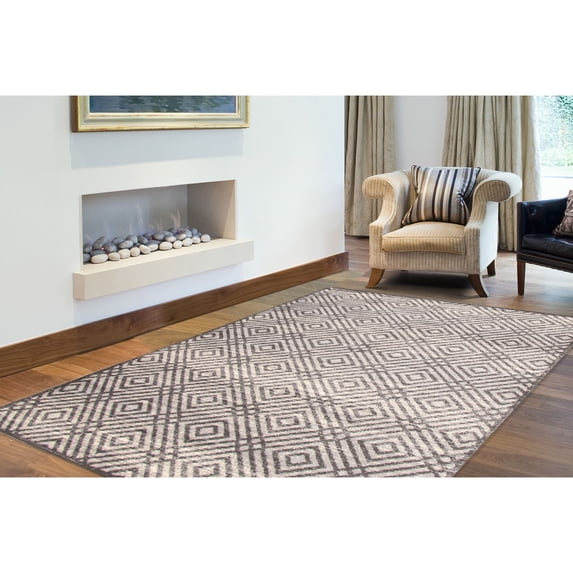 A&E Bath and Shower Rio Geometric Machine Woven Polypropylene Rug 7'10" x 10'2" - Anthracite