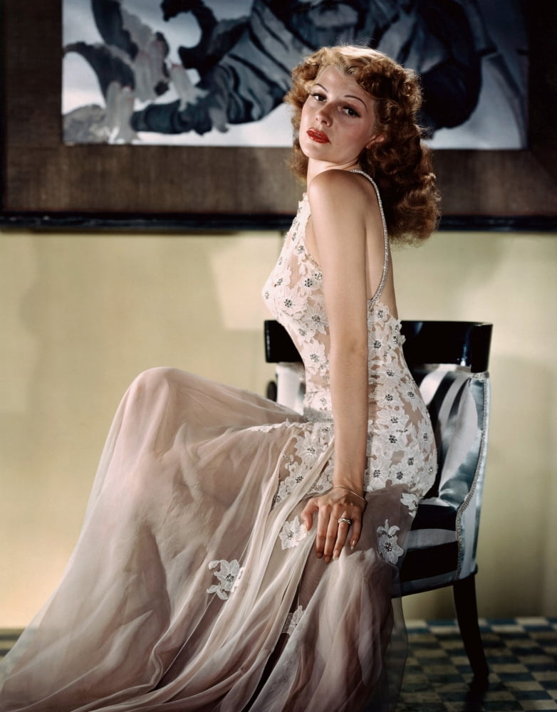 Rita Hayworth Canvas Art - (16 x 20)