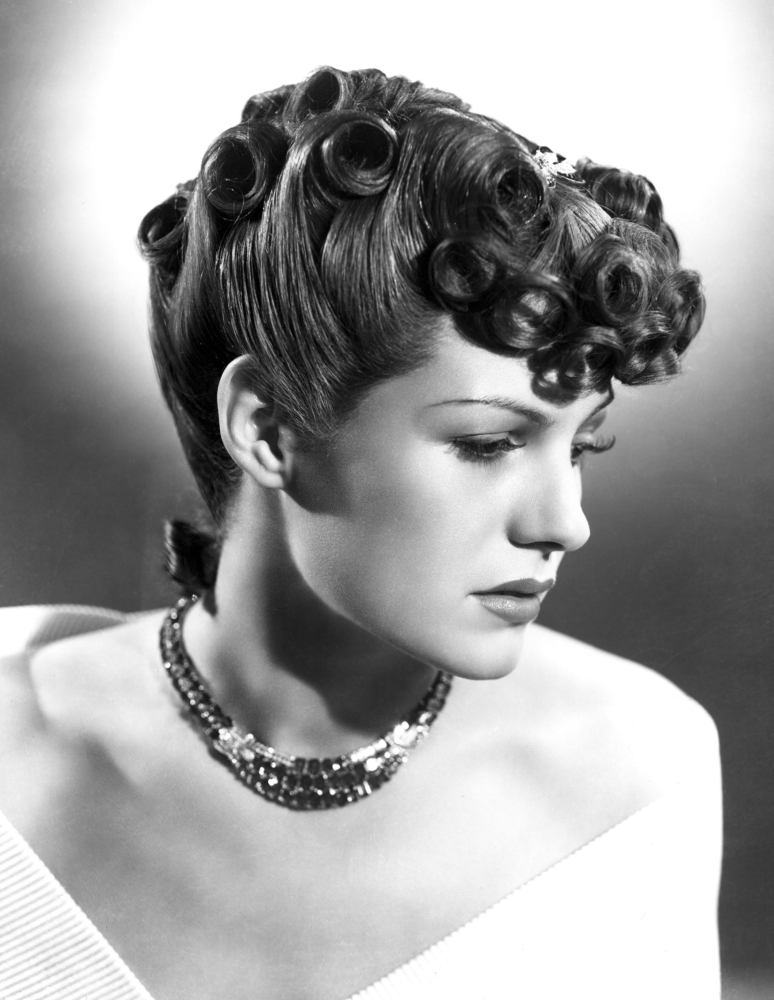 Rita Hayworth Canvas Art - (16 x 20)