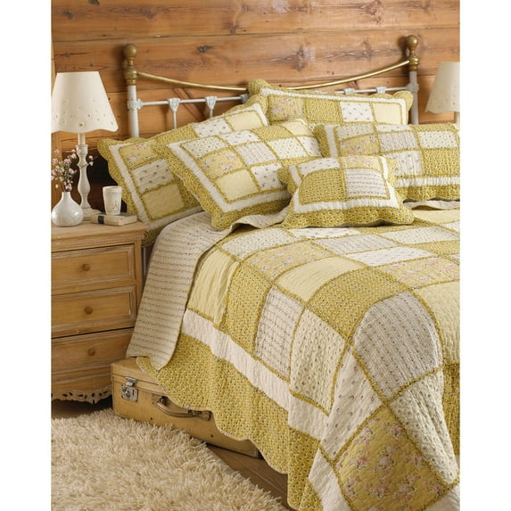 Riva Home Honeybee Bedspread