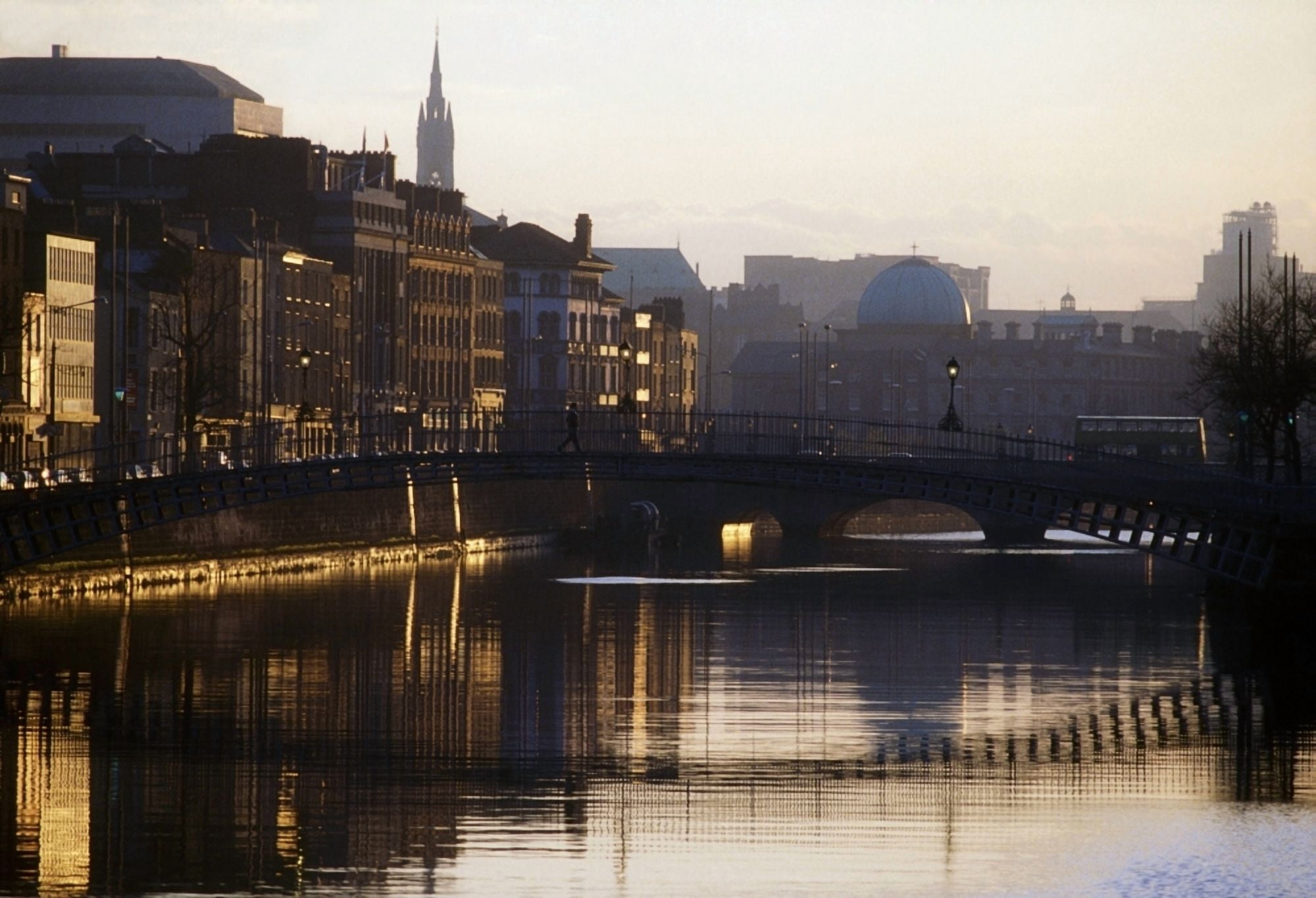 River Liffey Dublin Co Dublin Ireland Canvas Art - The Irish Image Collection Design Pics (18 x 12)