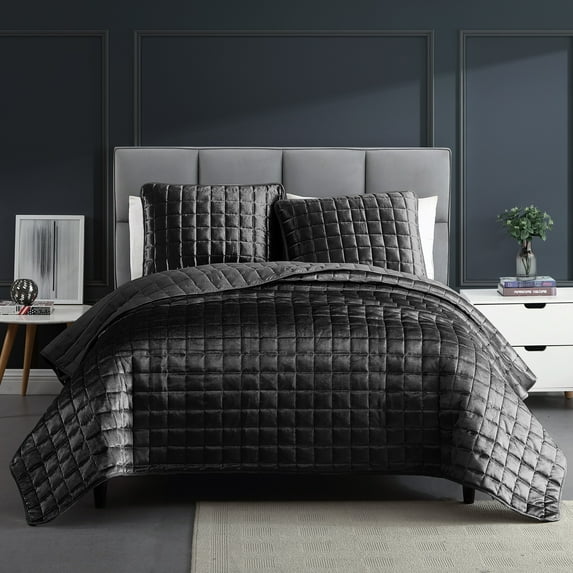 Riverbrook Home 3 Piece Quilt Set, Queen, Graphite, Lyndon, Polyfill, Adult