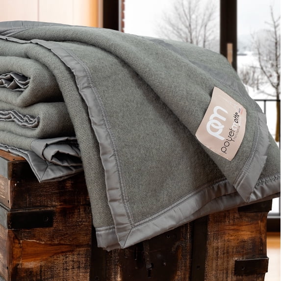 Rivoli Oversized 100% Virgin Wool Blanket, Gray, King