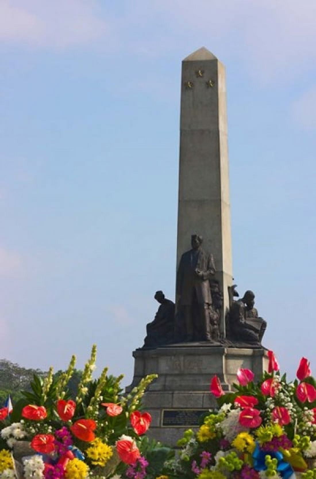 Rizal Monument Manila Philippines Canvas Art - Keren Su DanitaDelimont (24 x 36)