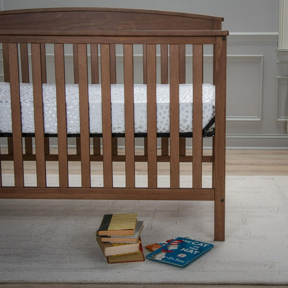 Rizzy Home 28" X 52" White/Metallic Silver Dots Cotton Cribsheet