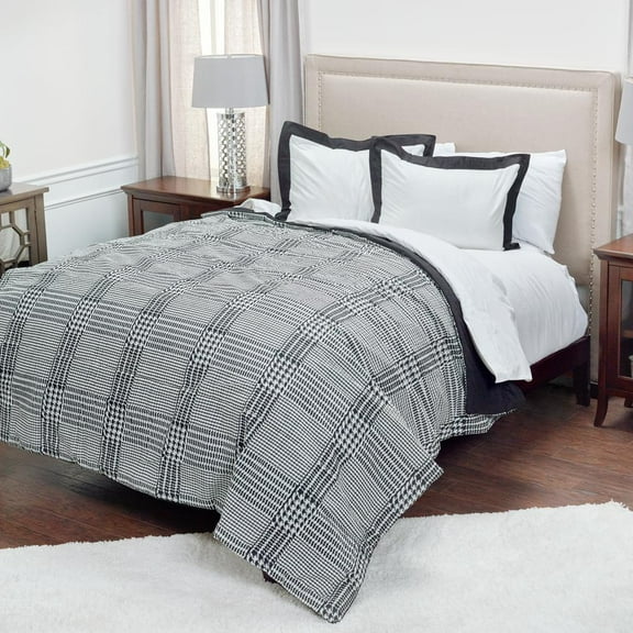 Rizzy Home 68 x 86 Comforter - BT1282