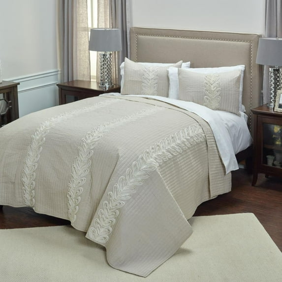 Rizzy Home 90" x 92" Quilt- BT3020