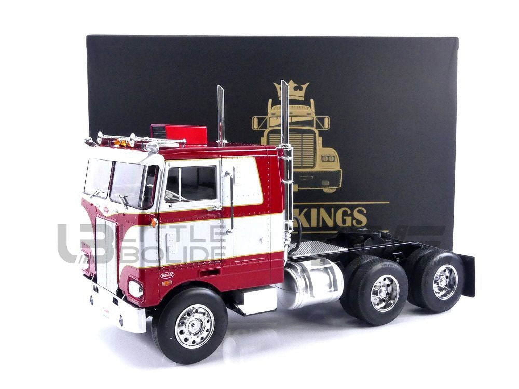 Road Kings 1977 Peterbilt 352 Pacemaker Semi Red and Silver