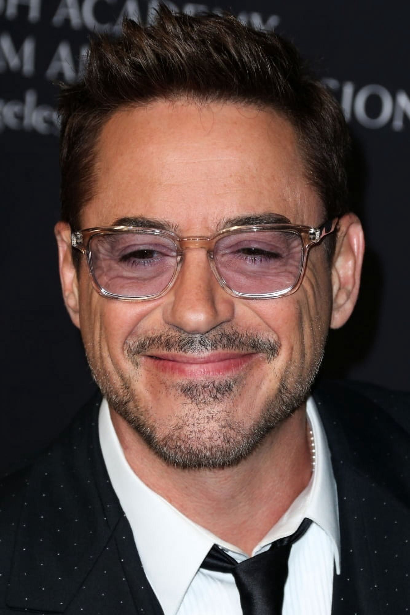 Robert Downey Jr At Arrivals For 2014 Bafta Los Angeles Jaguar Britannia Awards Presented By Bbc America And United Airlines Canvas Art -  (16 x 20)