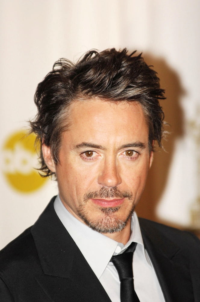 Robert Downey Jr In The Press Room For Oscars 79Th Annual Academy Awards - Press Room Canvas Art - (16 x 20)