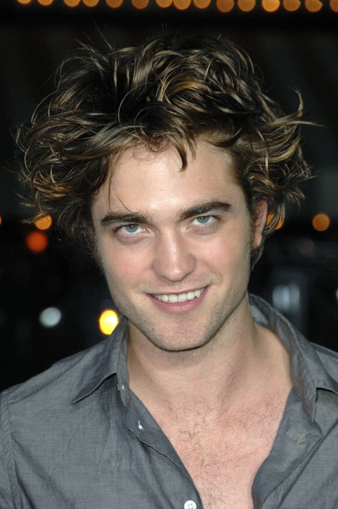 Robert Pattinson At Arrivals For Sex Drive Premiere Canvas Art - (16 x 20)