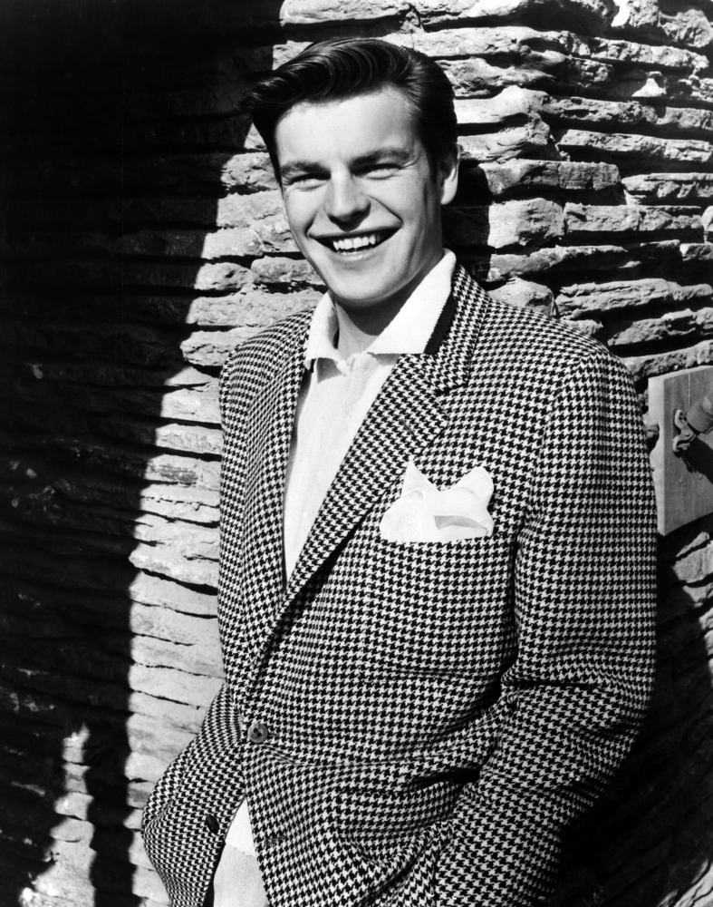 Robert Wagner Canvas Art - (16 x 20)