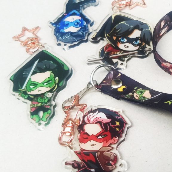 Robin Keychain (1 keychain)