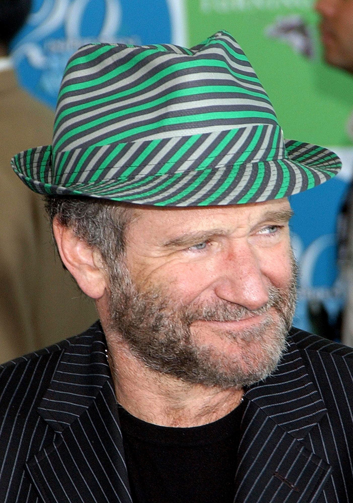 Robin Williams At Arrivals For 20Th Ifp Independent Spirit Awards Canvas Art - (16 x 20)