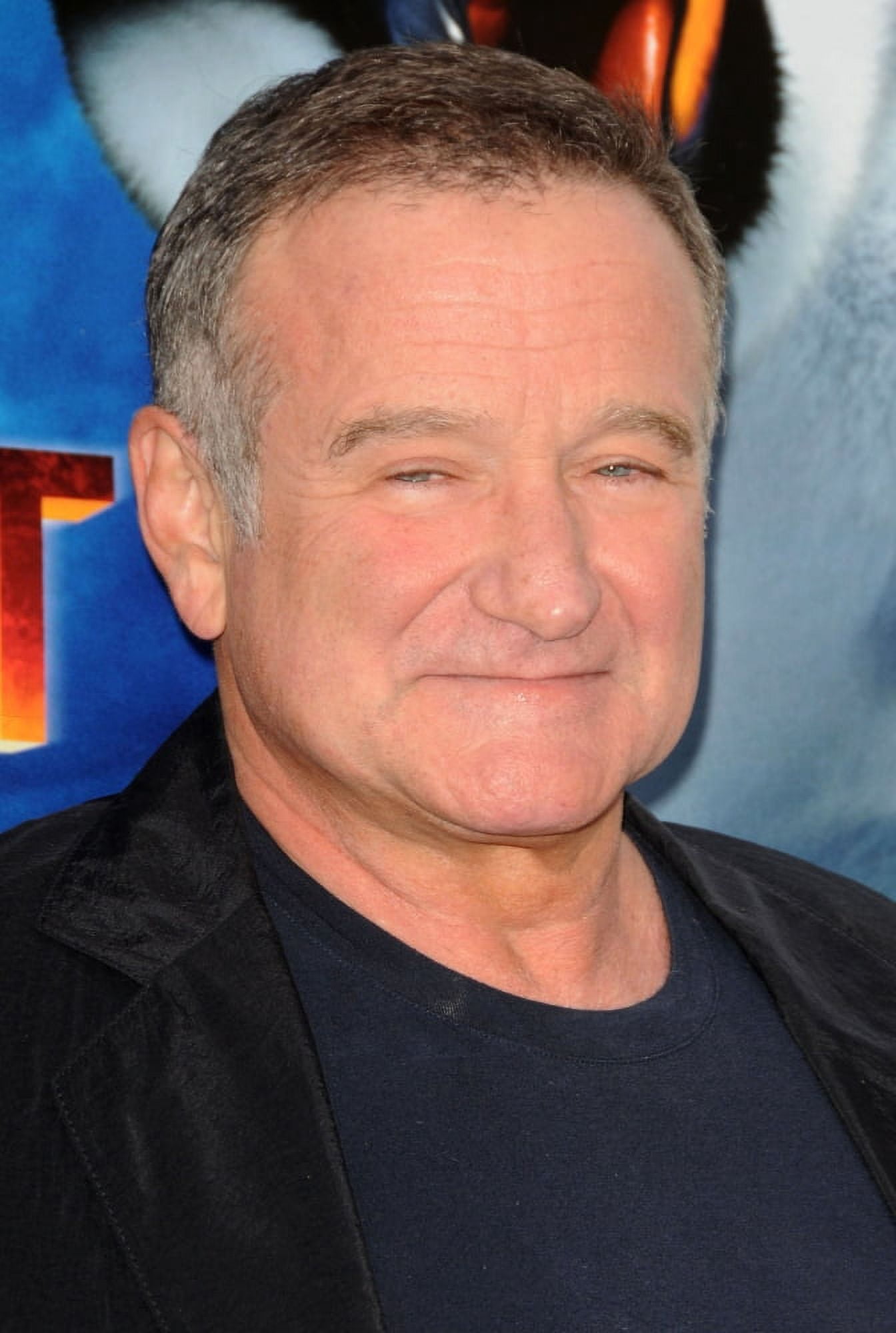 Robin Williams At Arrivals For Happy Feet Two Premiere Canvas Art - (16 x 20)