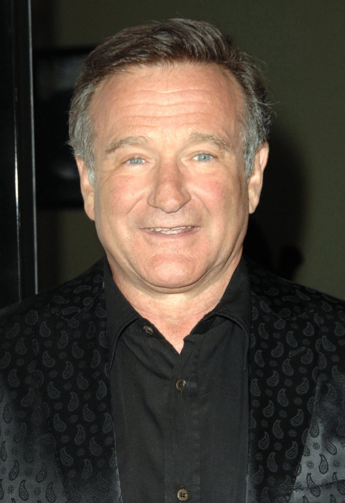 Robin Williams At Arrivals For WorldS Greatest Dad Premiere Canvas Art - (16 x 20)