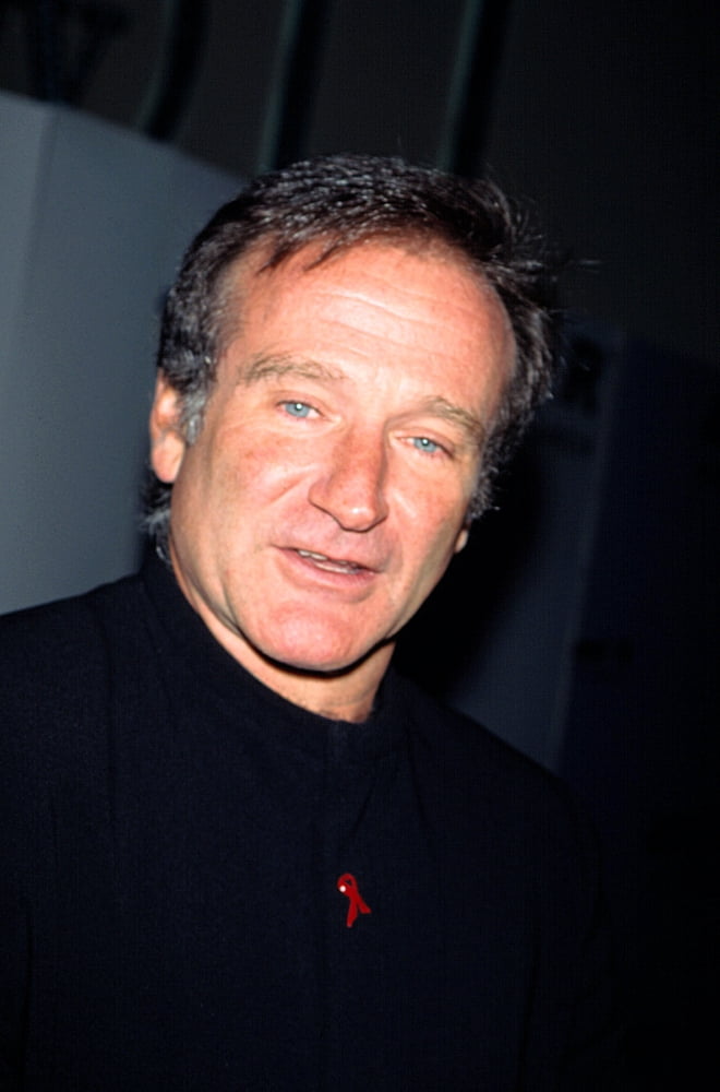 Robin Williams At The Amfar Seasons Of Hope Gala Canvas Art - (16 x 20)