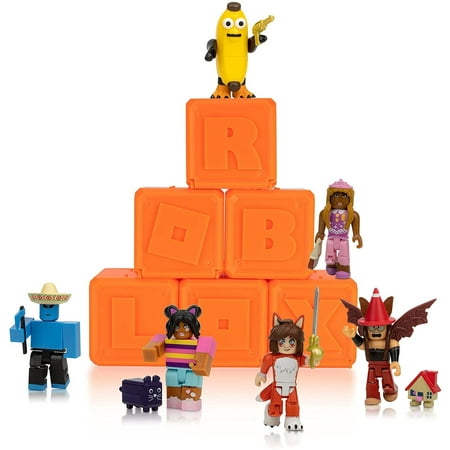 Roblox Celebrity Collection - Series 8 Mystery Figure 6-Pack [Includes 6 Exclsuive Virtual Items