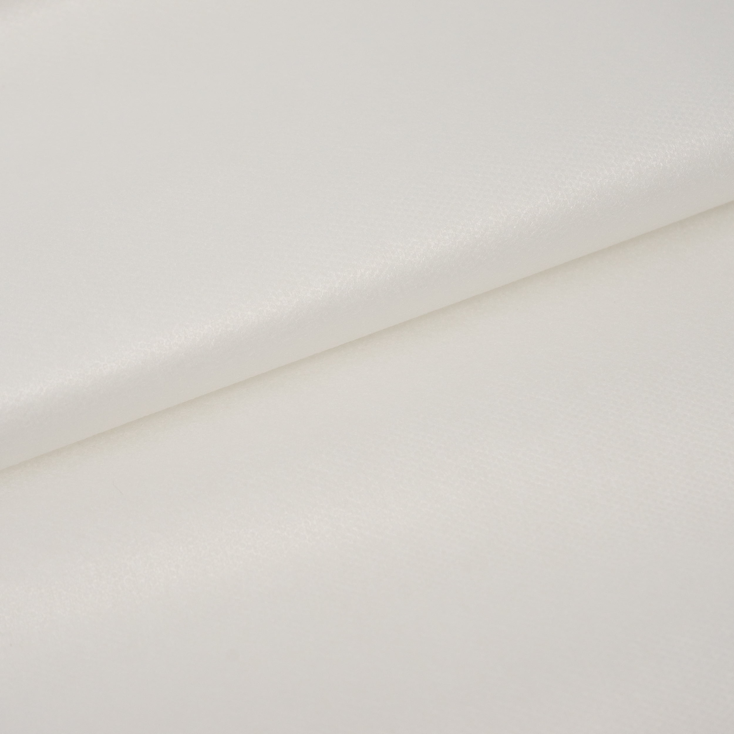 Roc-Lon 100% Poly Non-Woven Fusible Sheerweight Interfacing, 3 Yard